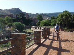 Ortseinfahrt Aldeire